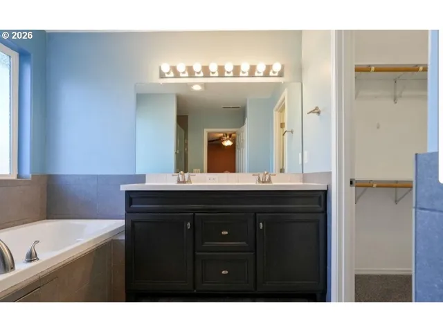 $494,900 | 216 Churchill Downs Street Southeast, Albany, OR 97322