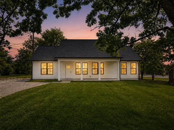 $350,000 | 1865 Missouri Avenue, Cookeville, TN 38501