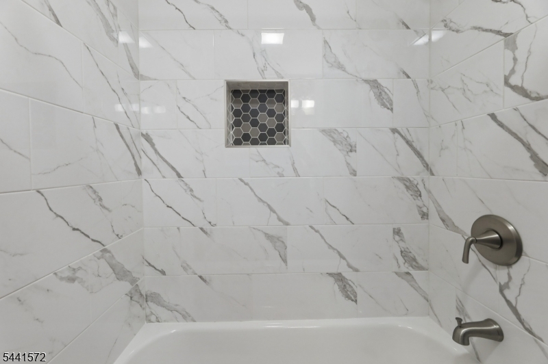364 East Ridgewood Avenue, Unit 3 Ridgewood, NJ 07450 - Photo 24 of 32