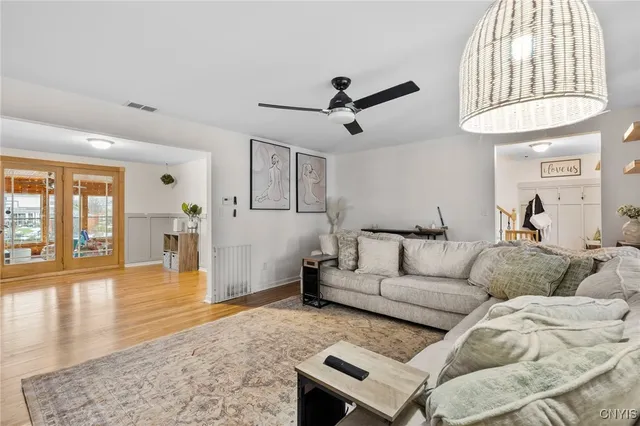 $325,000 | 4967 Darien Drive, Salina, NY 13088