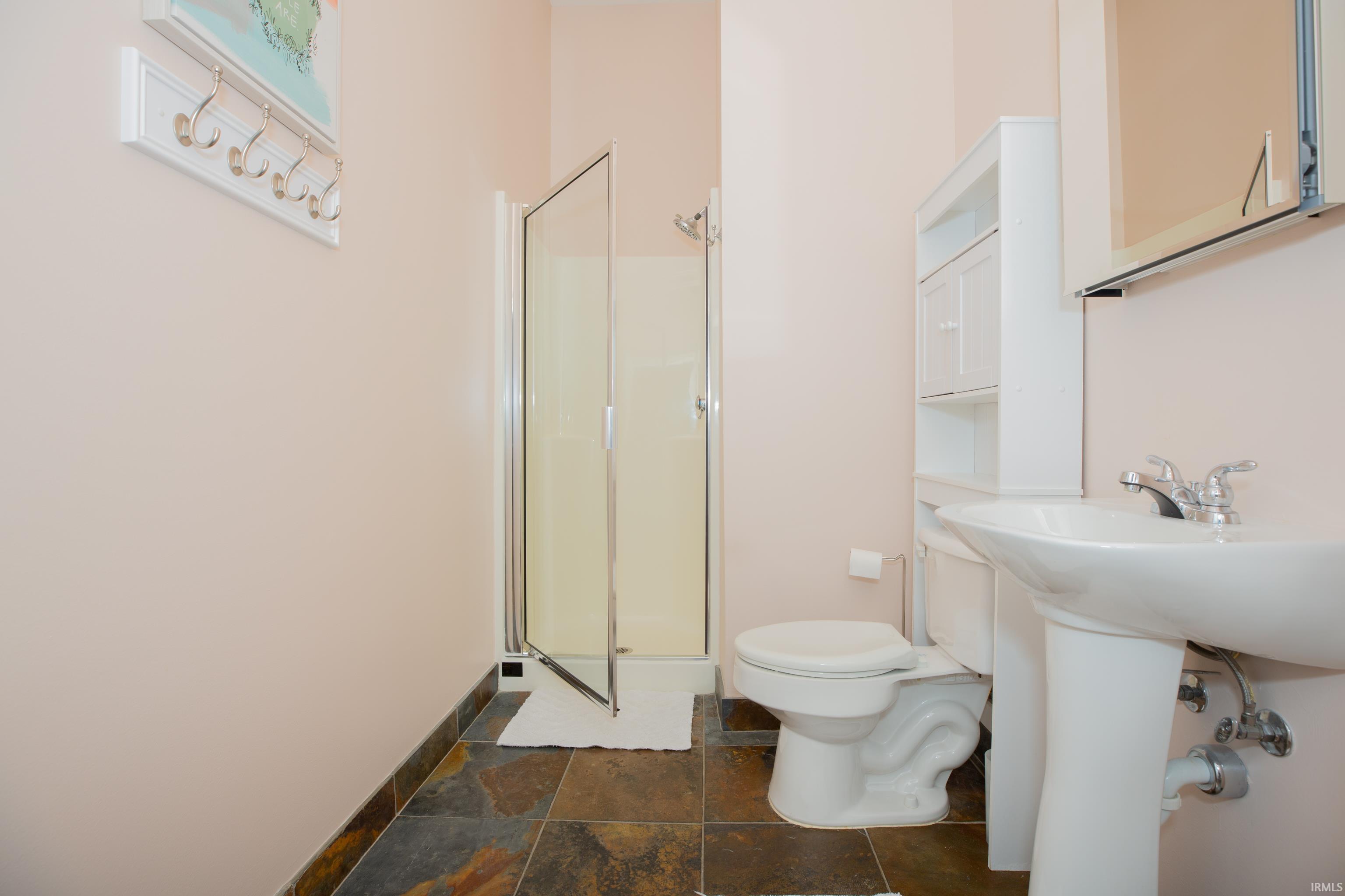 508 Main Street, Unit 2F Evansville, IN 47708 - Photo 13 of 26