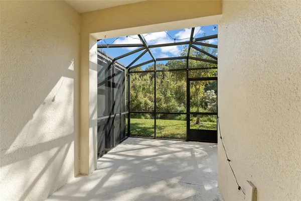 a view of a yard with an trees