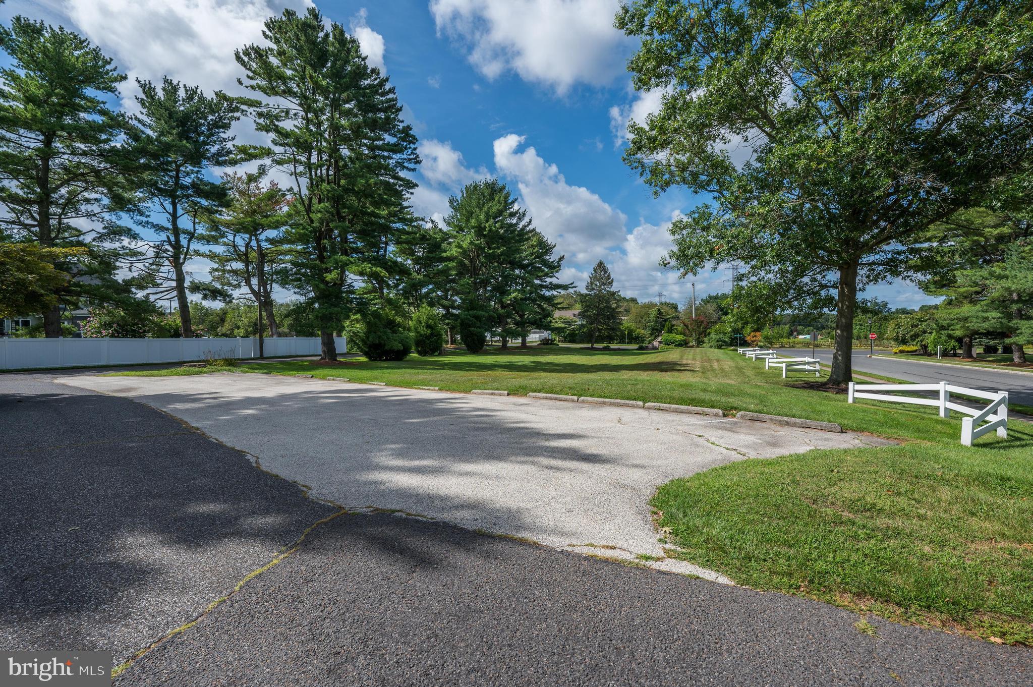 189 Watsontown Road Berlin, NJ 08009 - Photo 3 of 35 a view of a park
