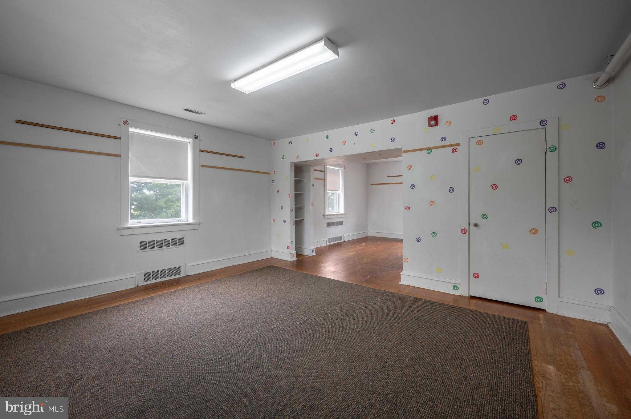 189 Watsontown Road Berlin, NJ 08009 - Photo 32 of 35 a view of an empty room