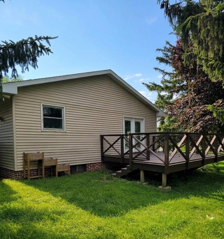 110 Matthews Street Montfort, WI 53569 - Photo 3 of 40