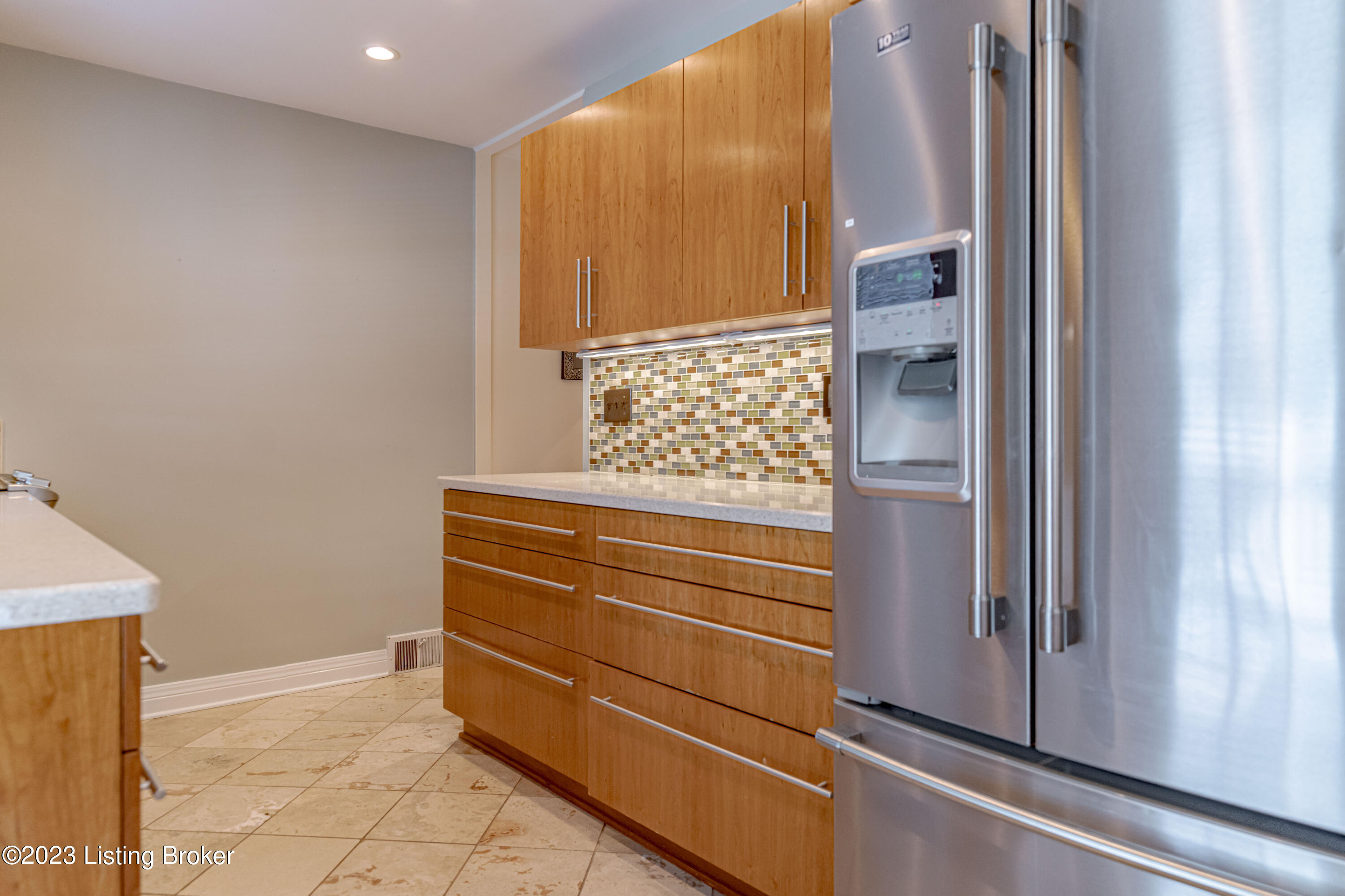 4516 Blenheim Road Louisville, KY 40207 - Photo 21 of 81 DSC00215