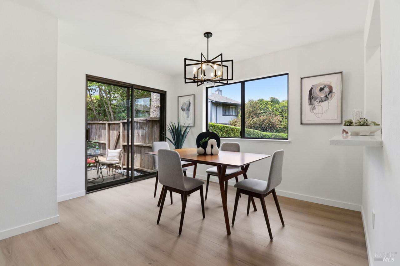 318 Sylvia Way San Rafael, CA 94903 - Photo 6 of 39