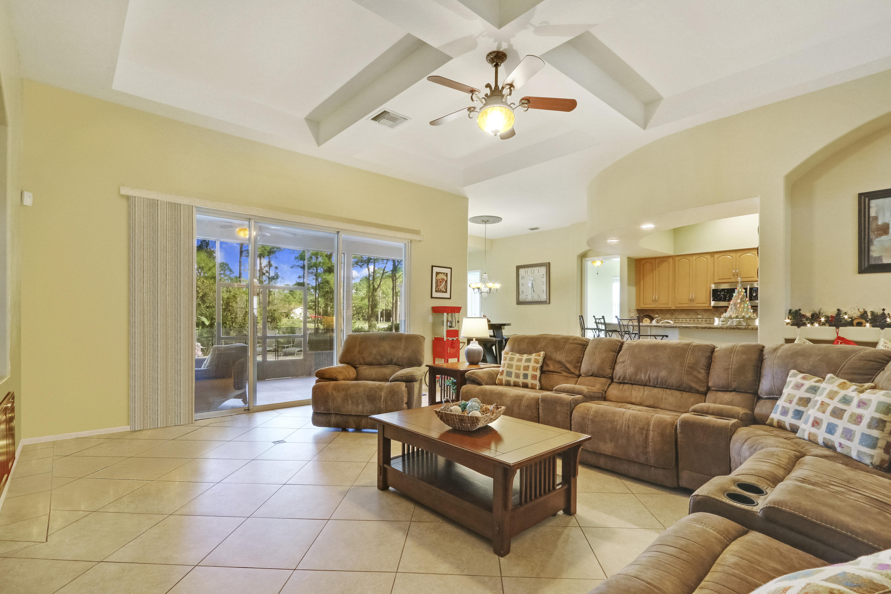 17185 72nd Road North Loxahatchee, FL 33470 - Photo 7 of 31 Living Room