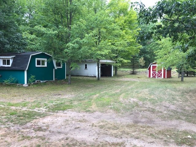10768 Freeman Road Mesick, MI 49668 - Photo 18 of 23 1879130-17.JPG