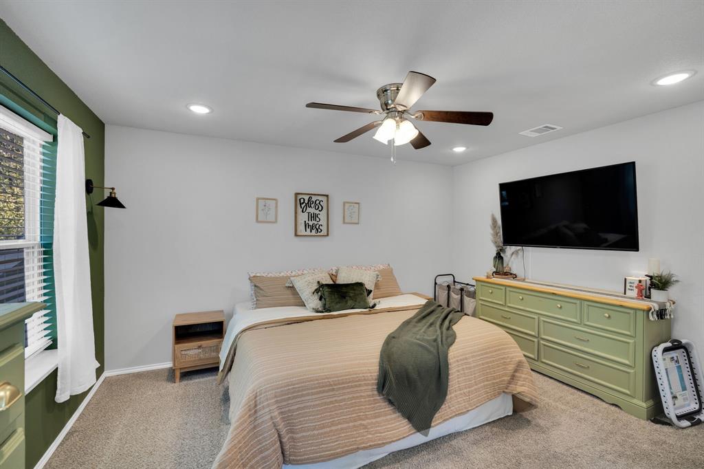 731 East Brown Street Cleburne, TX 76031 - Photo 23 of 39