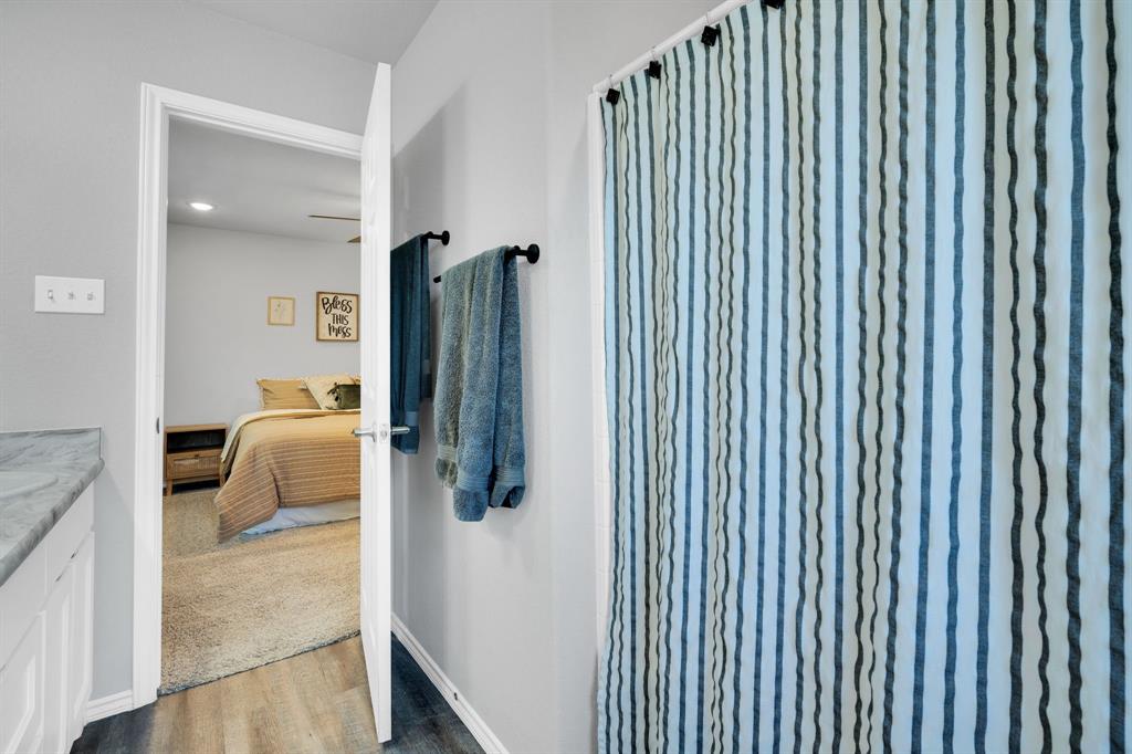 731 East Brown Street Cleburne, TX 76031 - Photo 24 of 39