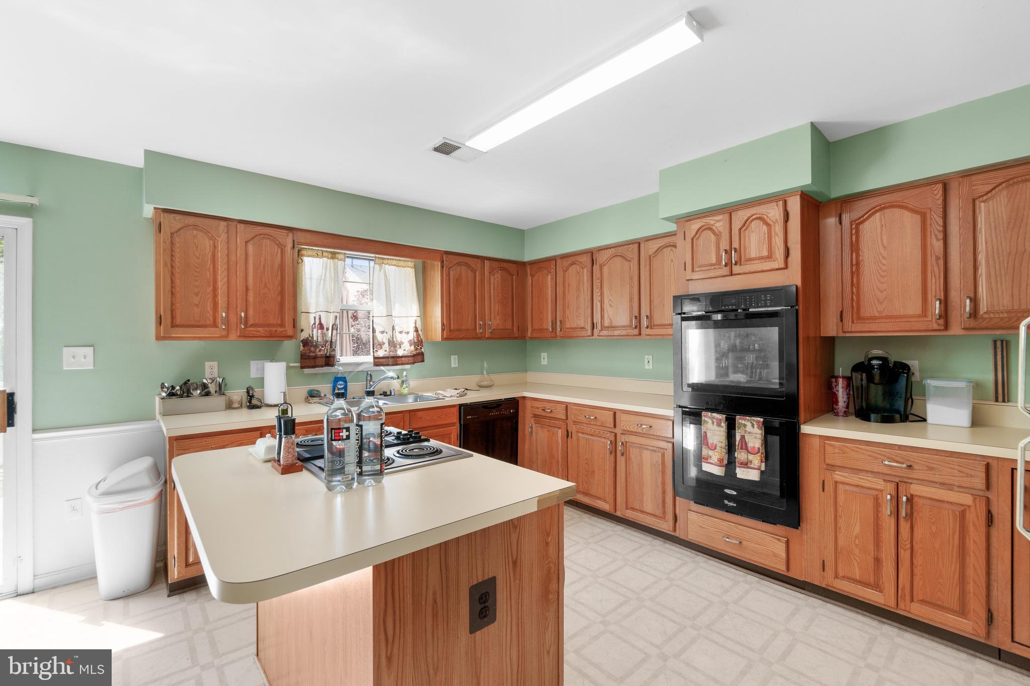 8618 Indian Springs Road Laurel, MD 20724 - Photo 7 of 30 Kitchen