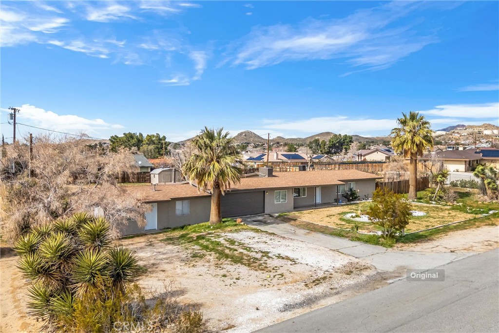 15944 Wintun Road Apple Valley, CA 92307 - Photo 2 of 53