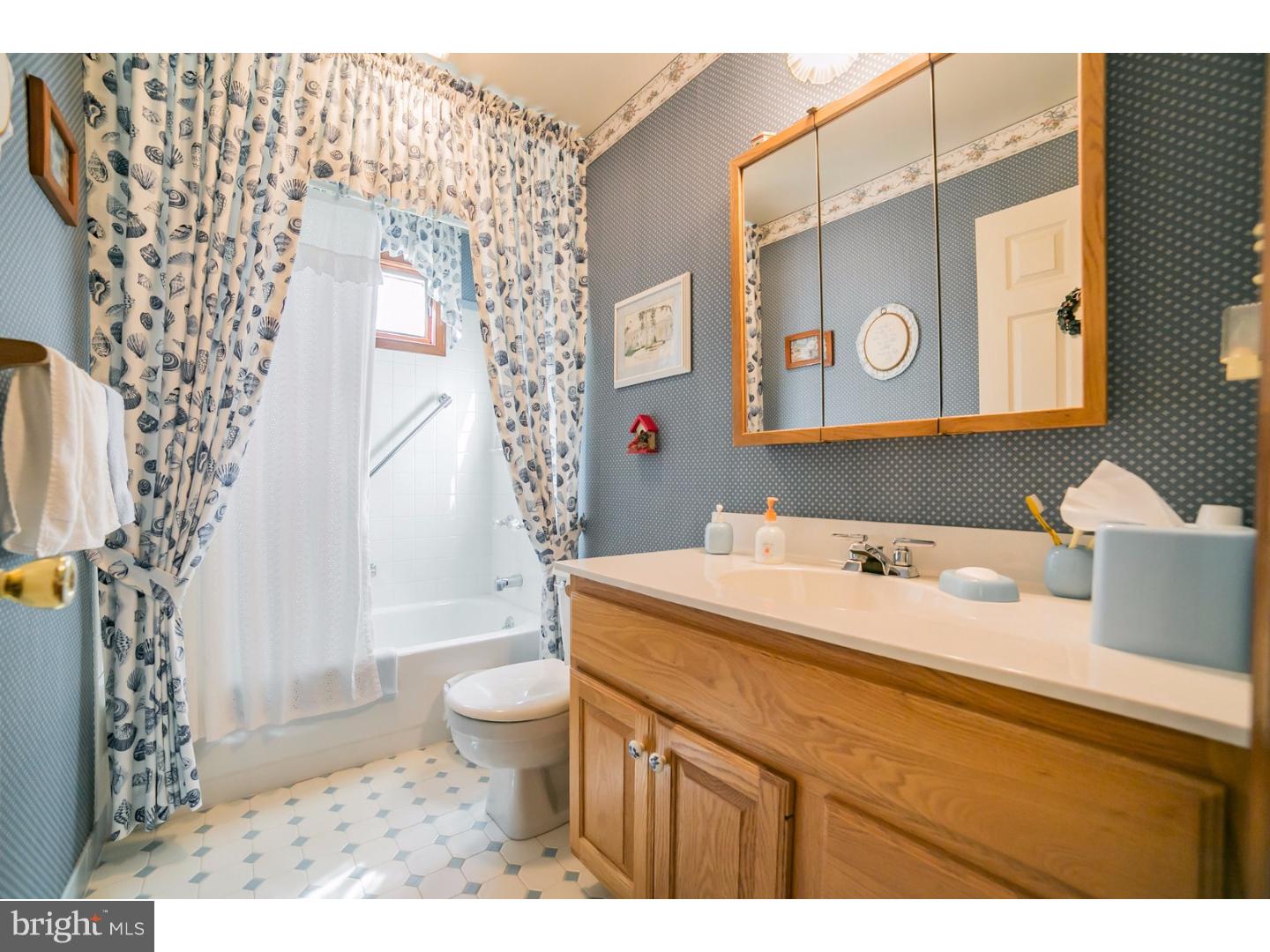 1412 Deer Run Road Hatfield, PA 19440 - Photo 16 of 24 Master Bathroom