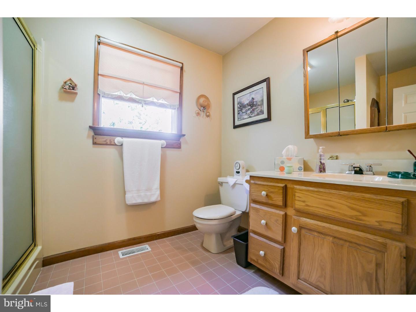 1412 Deer Run Road Hatfield, PA 19440 - Photo 20 of 24 Bathroom