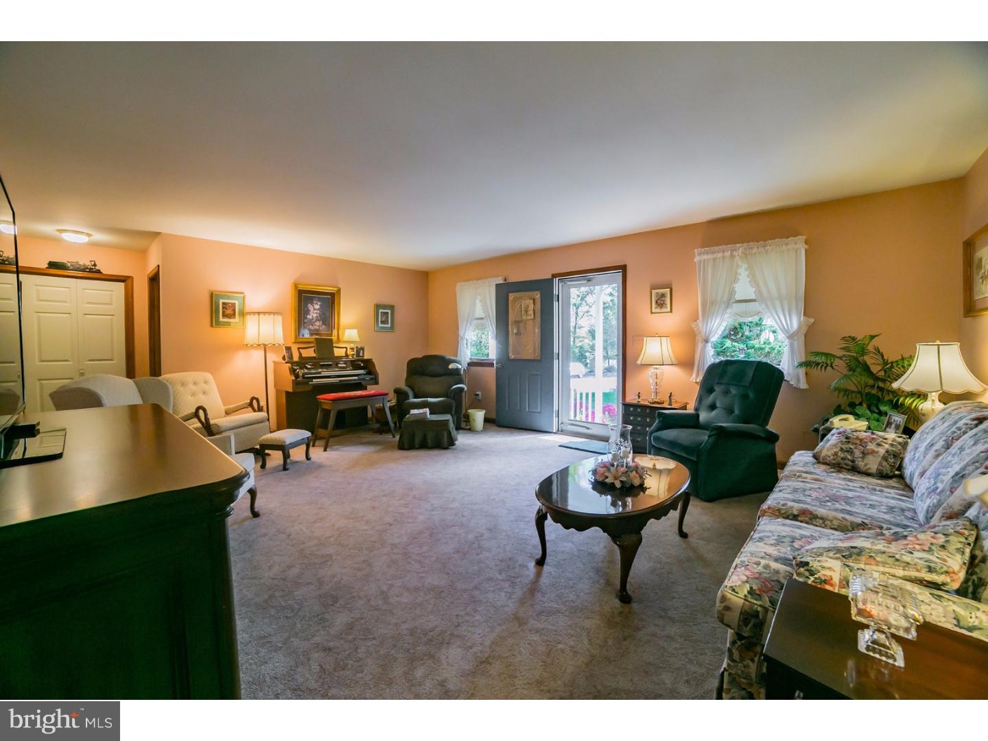 1412 Deer Run Road Hatfield, PA 19440 - Photo 6 of 24 Great Room