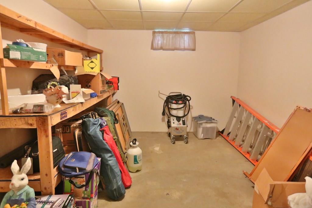880 Stafford Road Fall River, MA 02721 - Photo 18 of 24