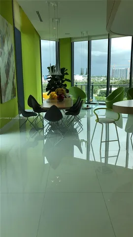 $940,000 | Edgewater, Miami, FL 33137