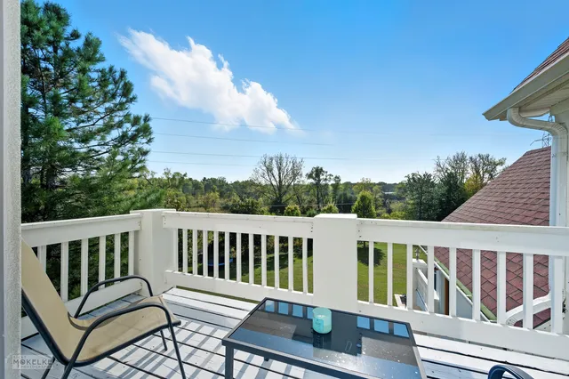 $1,249,000 | 13220 Fox Lane, Lemont, IL 60439