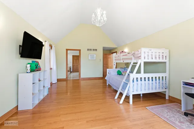 $1,249,000 | 13220 Fox Lane, Lemont, IL 60439