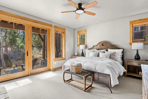 $1,895,000 | 10235 Valmont Trail, Truckee, CA 96161