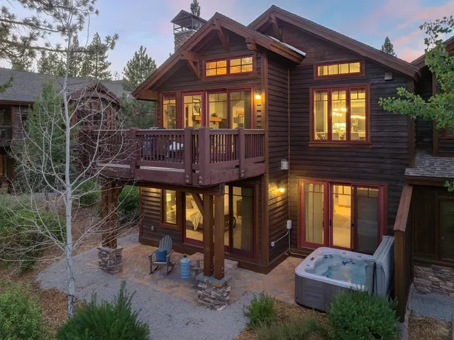 $1,895,000 | 10235 Valmont Trail, Truckee, CA 96161