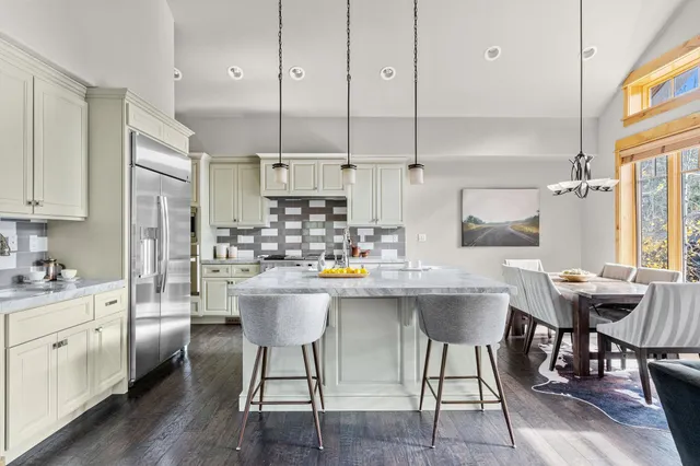 $1,895,000 | 10235 Valmont Trail, Truckee, CA 96161