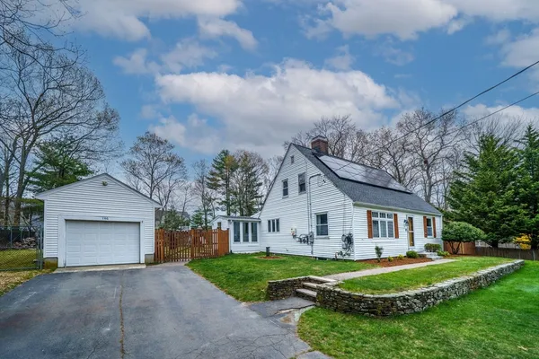$599,900 | 786 East Ashland Street, Brockton, MA 02302