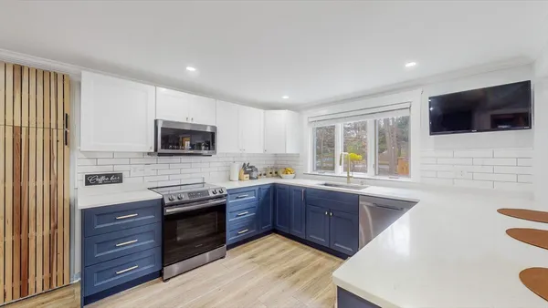 $599,900 | 786 East Ashland Street, Brockton, MA 02302