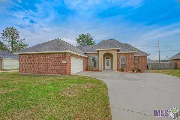 $278,000 | 12600 Woodland Hill Road, Denham Springs, LA 70706