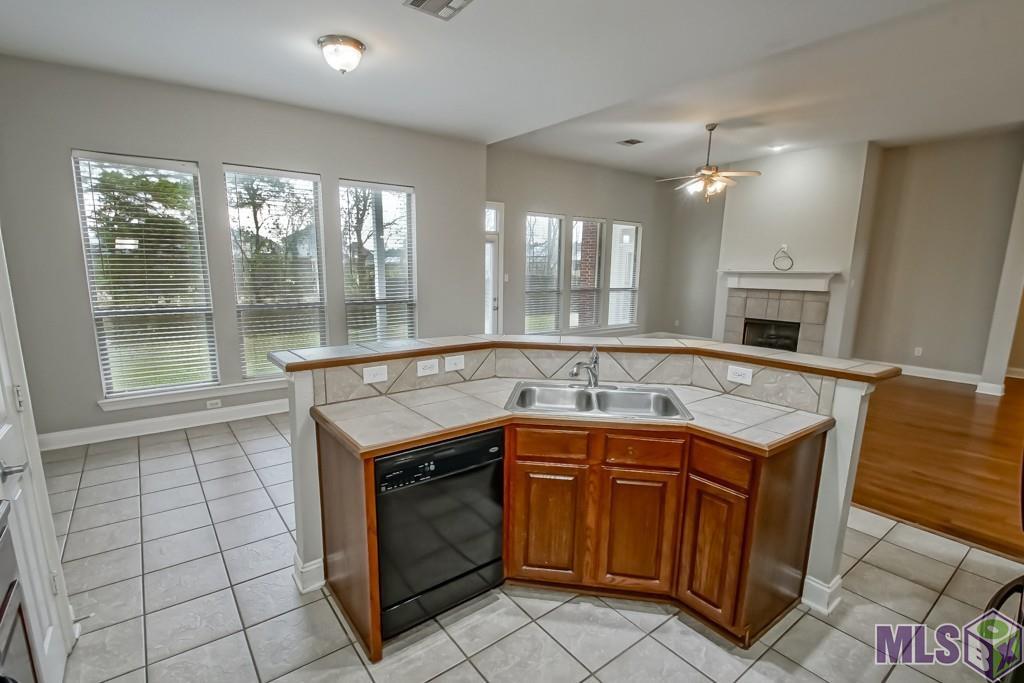 12600 Woodland Hill Road Denham Springs, LA 70706 - Photo 13 of 17