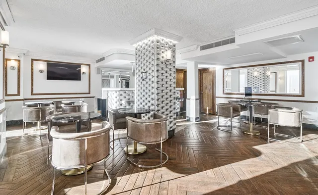 $3,850 | 330 East 39th Street, Unit 3R | Murray Hill