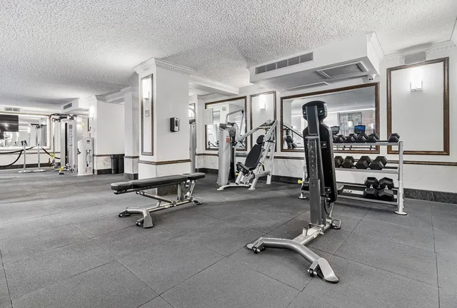 $3,850 | 330 East 39th Street, Unit 3R | Murray Hill