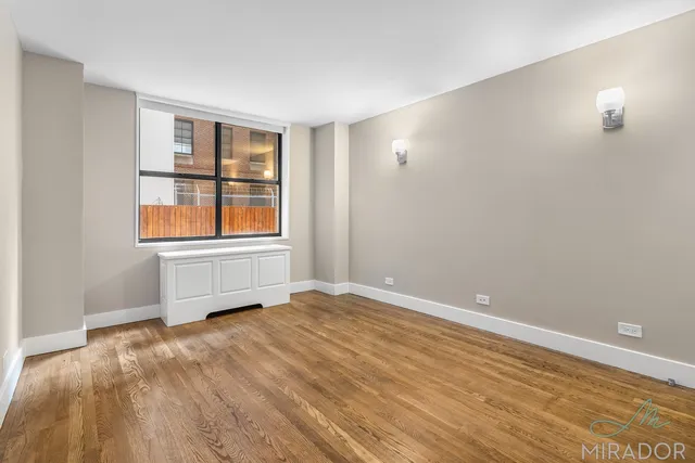 $3,850 | 330 East 39th Street, Unit 3R | Murray Hill