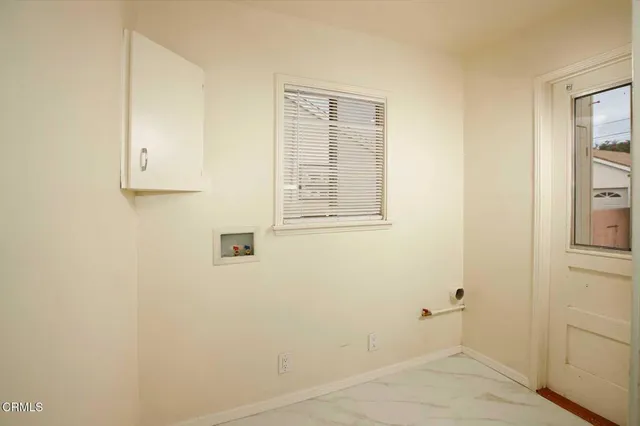 $4,950 | 7046 Murietta Avenue, Van Nuys, CA 91405