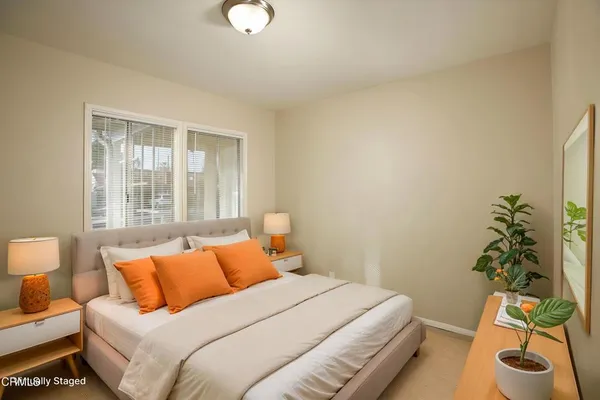 $4,600 | 7046 Murietta Avenue, Van Nuys, CA 91405