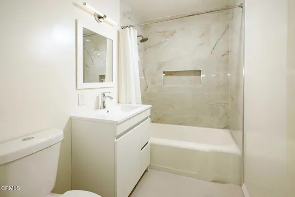 $4,600 | 7046 Murietta Avenue, Van Nuys, CA 91405
