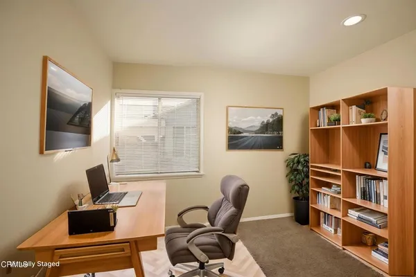 $4,600 | 7046 Murietta Avenue, Van Nuys, CA 91405