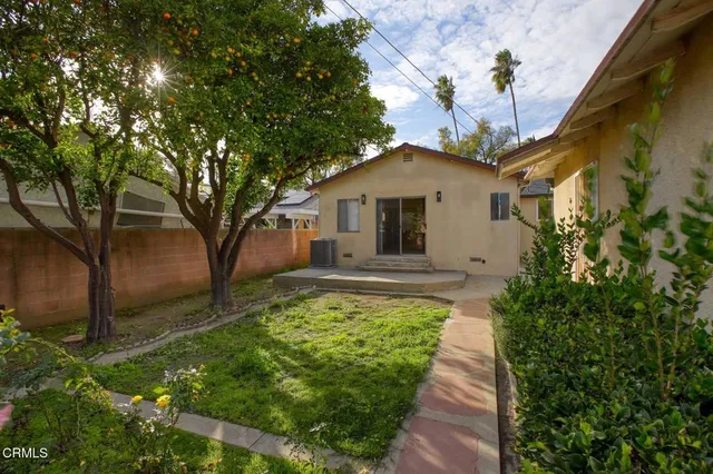 $4,950 | 7046 Murietta Avenue, Van Nuys, CA 91405