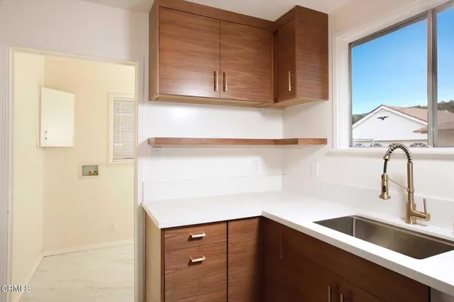 $4,950 | 7046 Murietta Avenue, Van Nuys, CA 91405