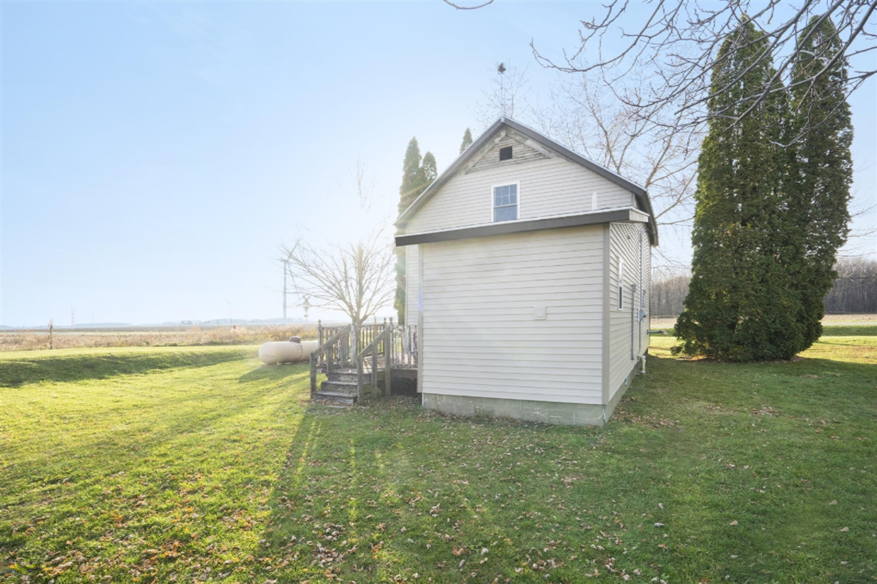 7495 South Warner Road Elwell, MI 48832 - Photo 4 of 21
