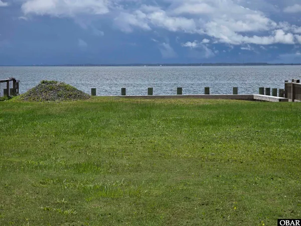 $269,000 | 805 Harbour View Drive, Kill Devil Hills, NC 27948