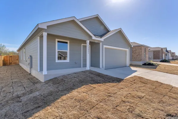 $1,795 | 13806 Strange Way, San Antonio, TX 78221