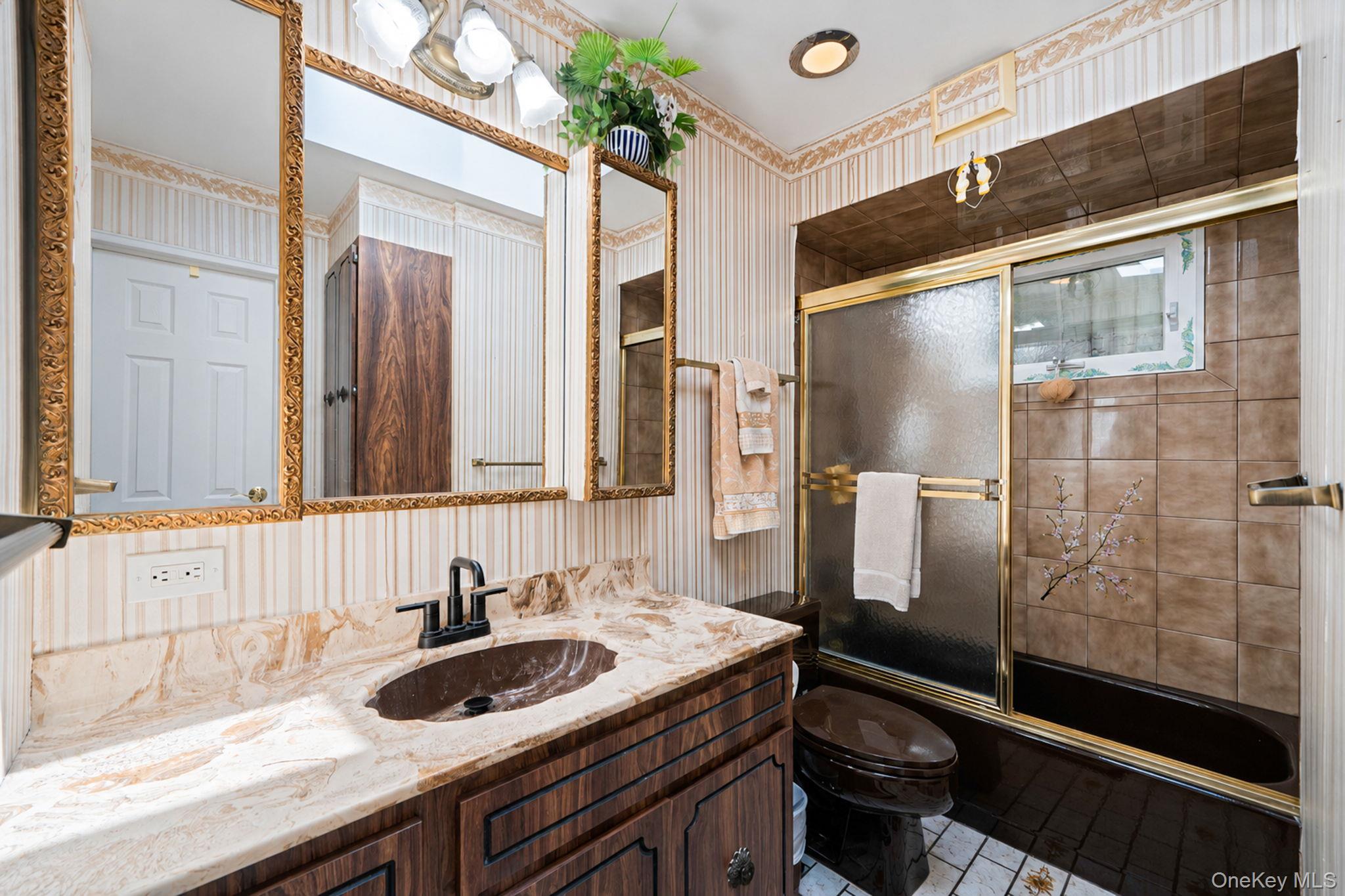 63 Otis Road Islip Terrace, NY 11752 - Photo 23 of 31