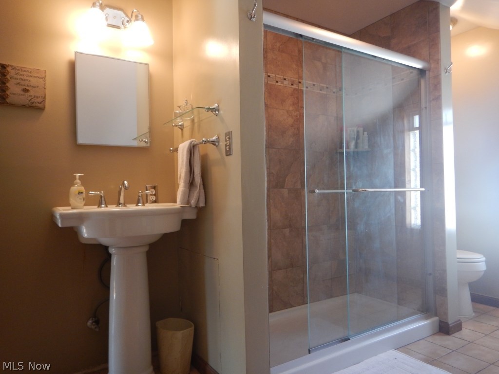 3439 Doris Road Cleveland, OH 44111 - Photo 14 of 17 Gallery Image 14