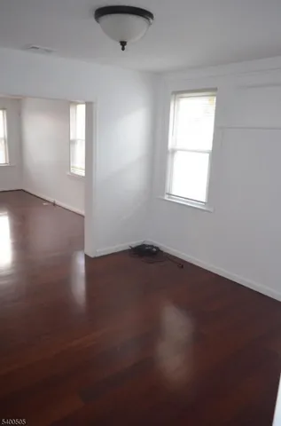 $2,100 | 14 Fremont Street, Unit 2, West Orange, NJ 07052