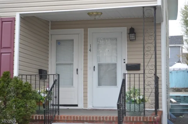 $2,100 | 14 Fremont Street, Unit 2, West Orange, NJ 07052