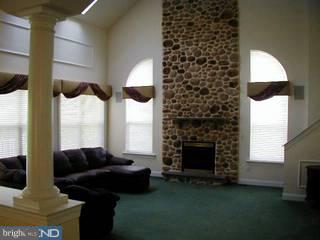 752 Kelli Lane Springfield, PA 19064 - Photo 3 of 6