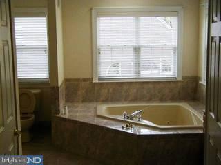 752 Kelli Lane Springfield, PA 19064 - Photo 4 of 6