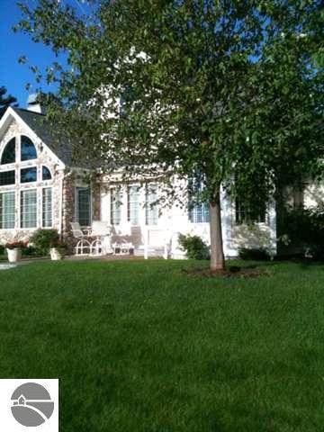 7159 Deepwater Point Road Williamsburg, MI 49690 - Photo 6 of 24 1723110-5.JPG